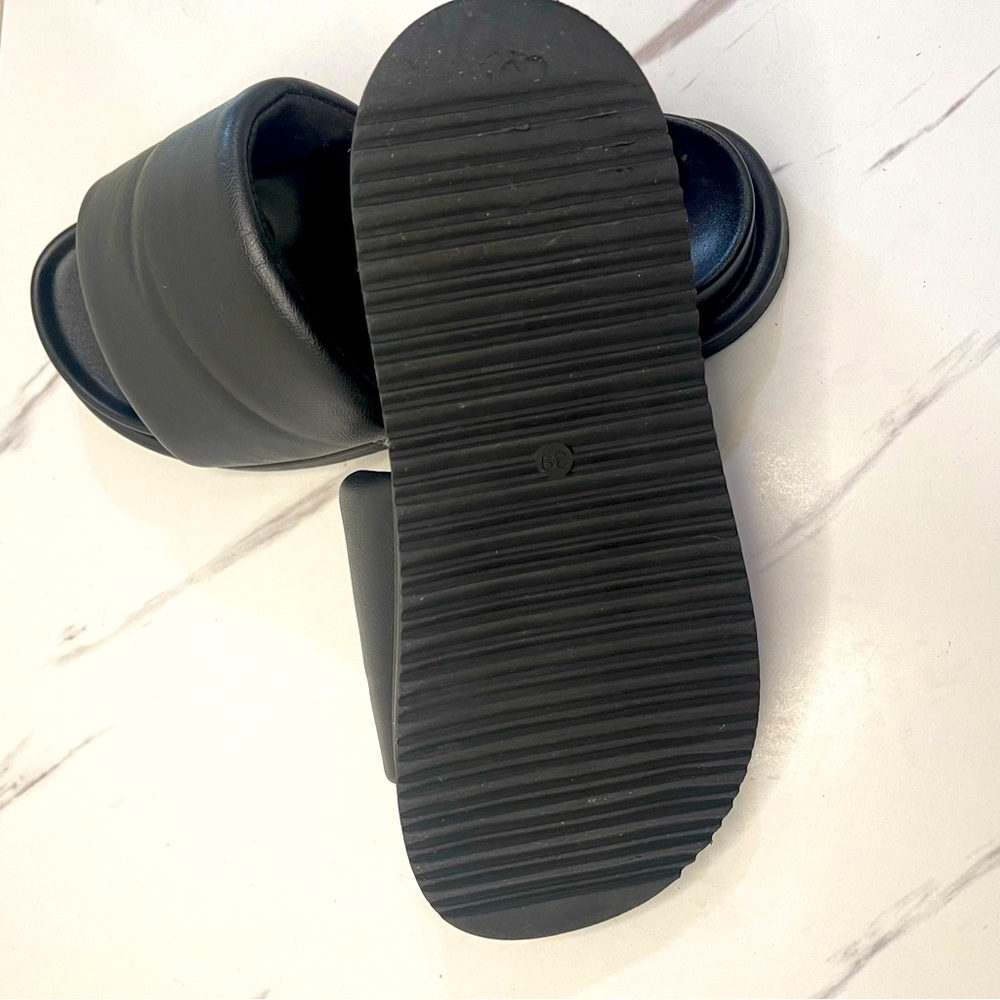 H&M Chunky Platform Sandals Open Toe SlipOn Slide Black Faux Leather US Sz 8-8.5 - Picture 6 of 7